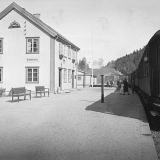 Sannidal jernbanestasjon på Kragerøbanen. Bildet er tatt i 1929